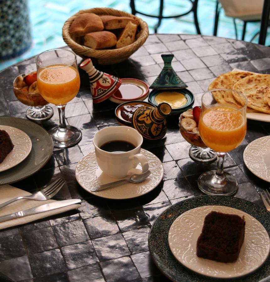 Riad Dollar Des Sables & Spa Marrakesh Bagian luar foto