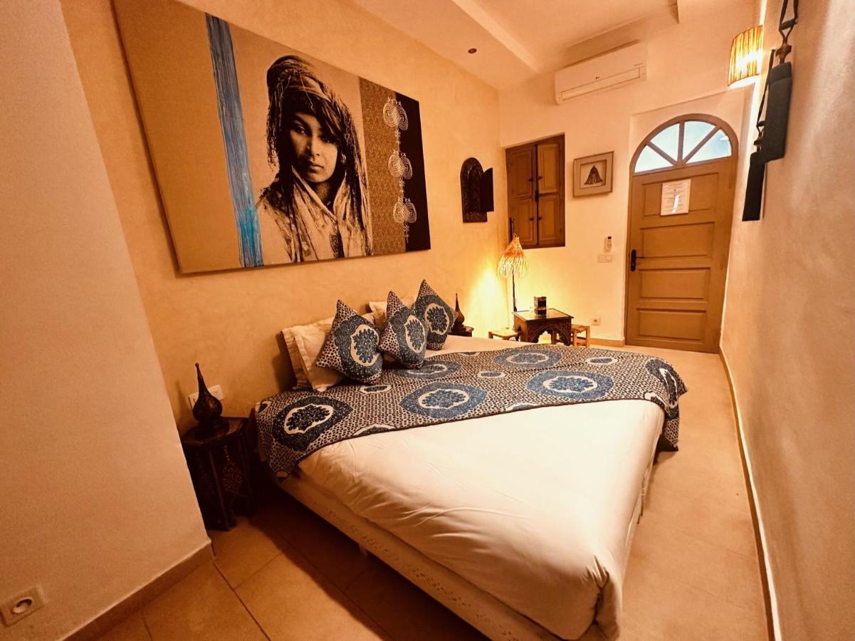 Riad Dollar Des Sables & Spa Marrakesh Bagian luar foto