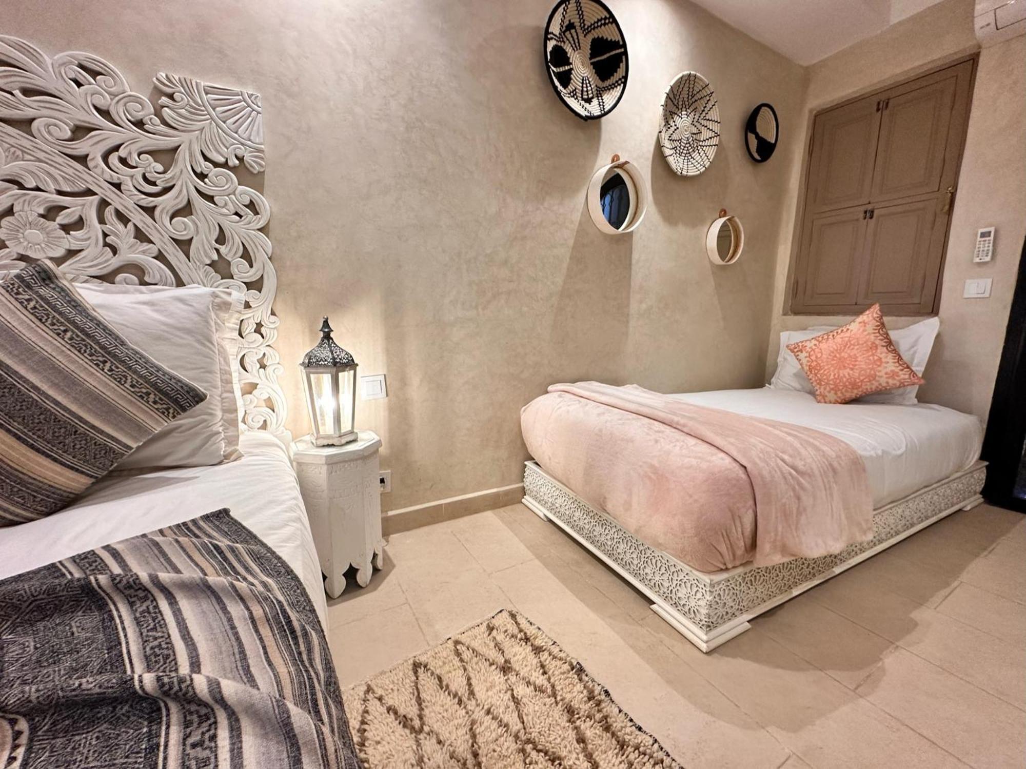 Riad Dollar Des Sables & Spa Marrakesh Bagian luar foto