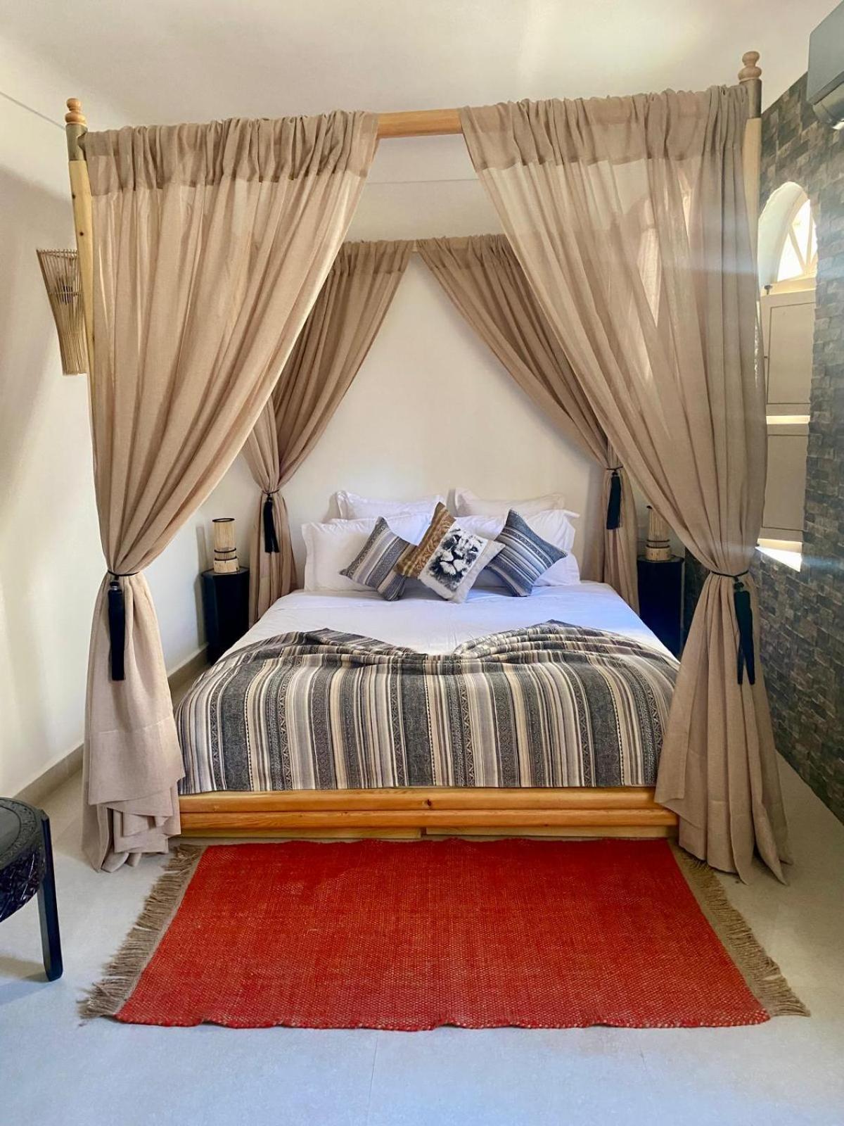 Riad Dollar Des Sables & Spa Marrakesh Bagian luar foto