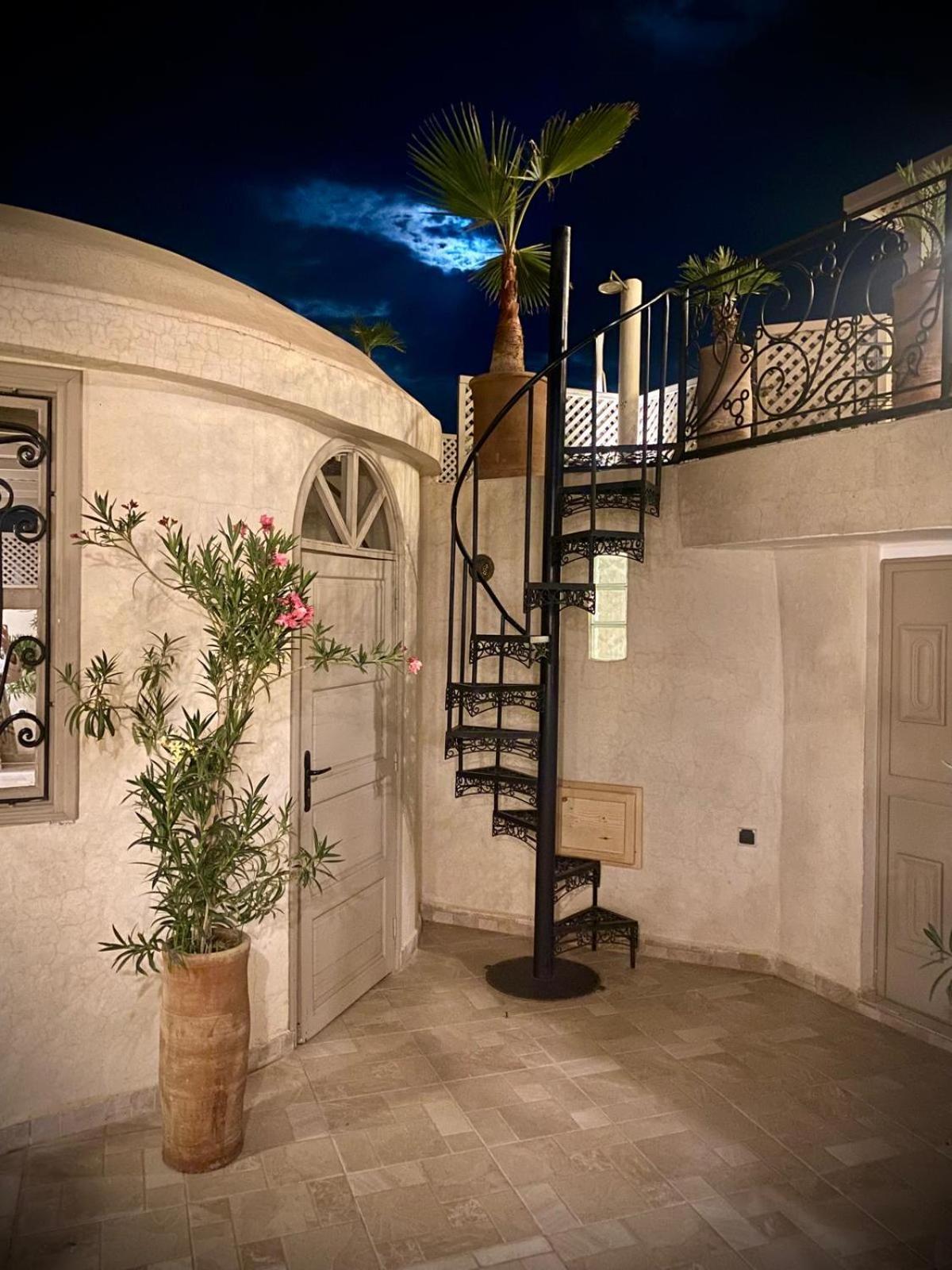 Riad Dollar Des Sables & Spa Marrakesh Bagian luar foto